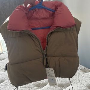 Zara reversible cropped puffer vest
